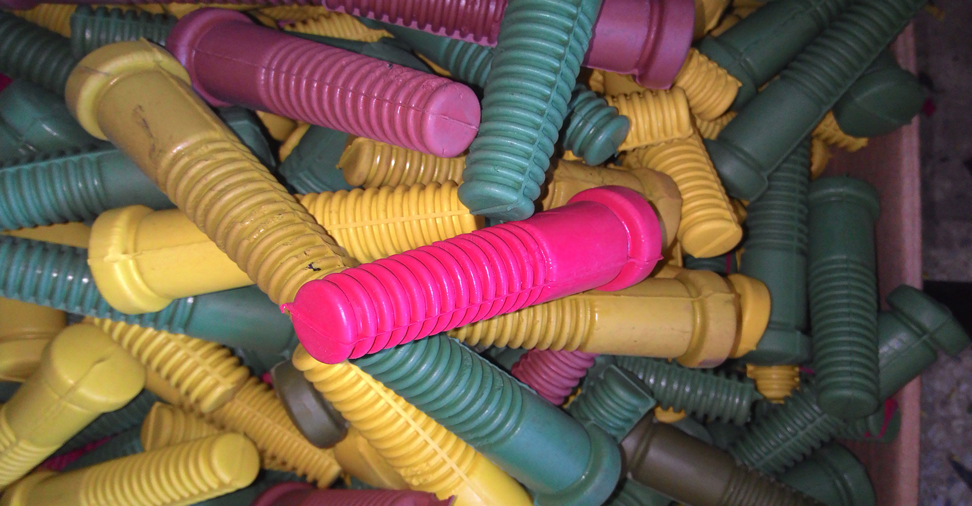 Garantili Tavuk Yolma Lastikleri